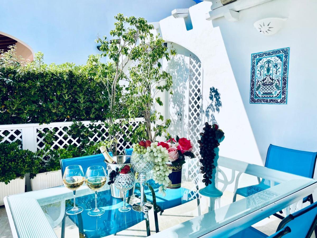 Villa Adel San Teodoro  Buitenkant foto